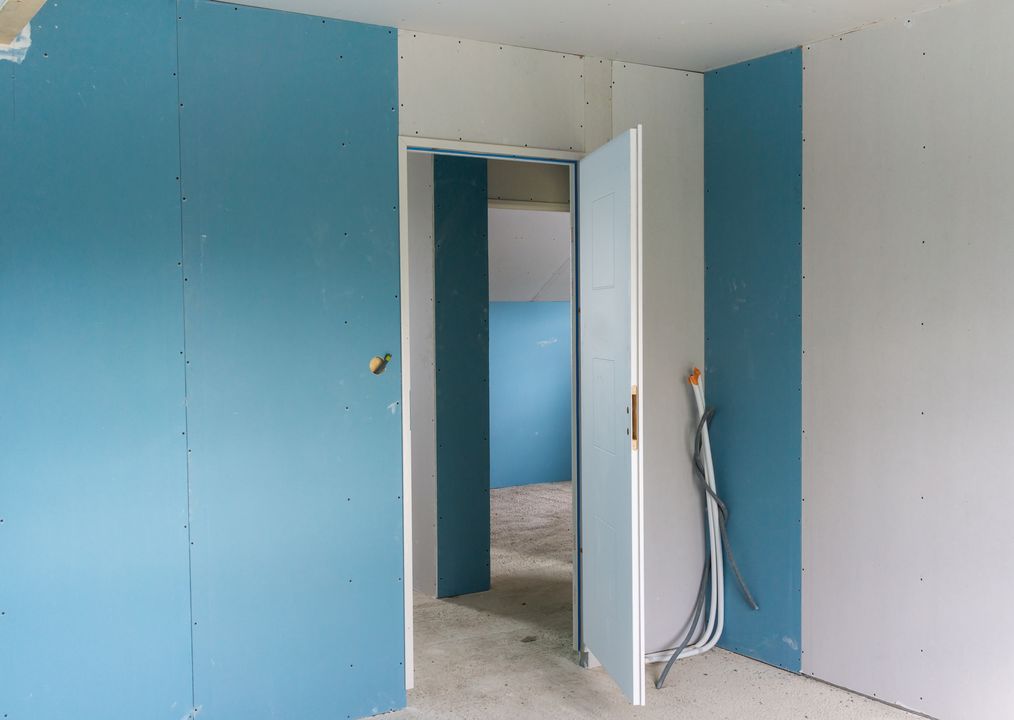 Chantier de plâtrerie à Bordeaux : cloisonnement complet dans un appartement en rénovation