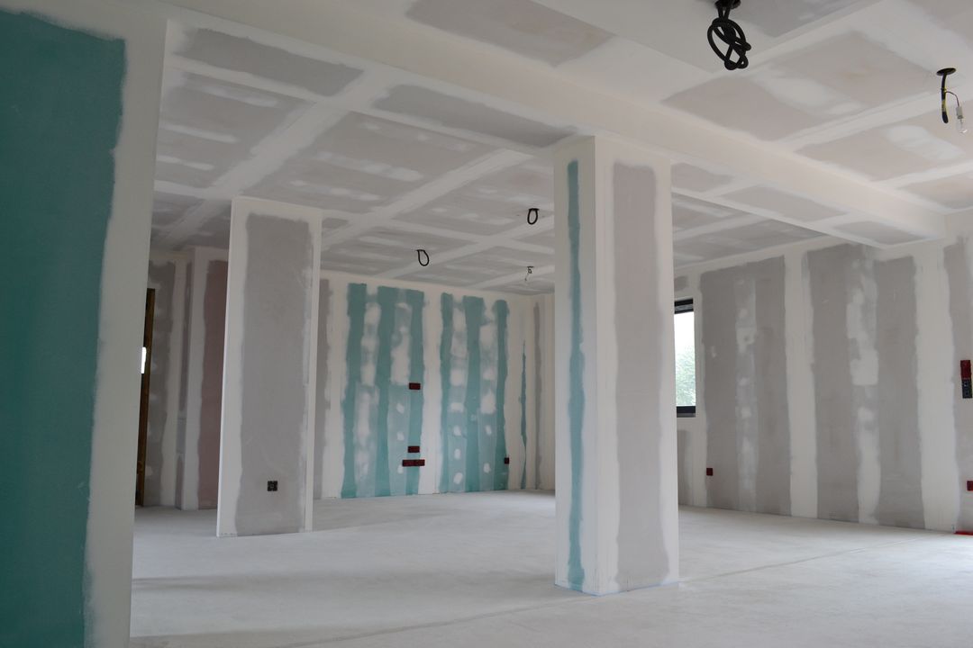 Chantier de plâtrerie à Fargues-Saint-Hilaire : redistribution complète d’un espace de vie